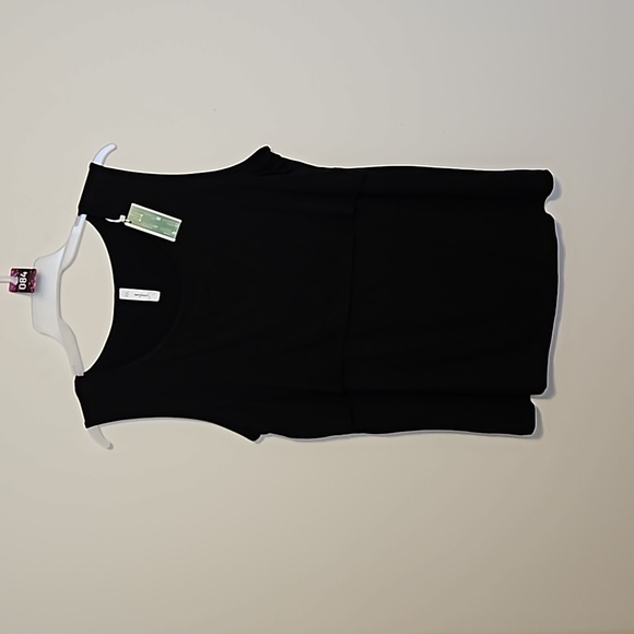 Sosolism Tops - Sosolism Black sleeveless tunic tank top. NWT